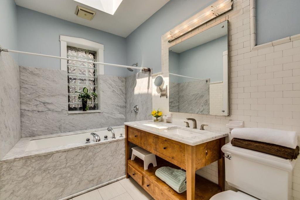 BATHROOMS - To be spa-like, the bathroom must be clear of all personal items BATHROOMS Clear countertops completely. No soap, toothbrushes, medications, deodorant, etc.