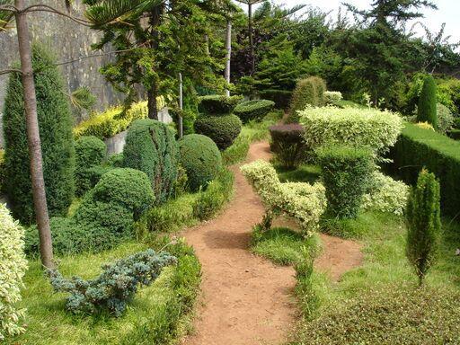Overnight: Funchal Day 4-Tuesday April 7 B This morning we make a final visit to the beautiful English-style gardens of Quinta do Palheiro(this visit could be done directly upon arrival in Madeira