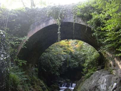 The earliest structure spanning the Shimna is Old bridge (fig. 10), inscribed IH 1726 and Repaired 1822. The Altavaddy bridge, built between 1780 and 1800 (fig.