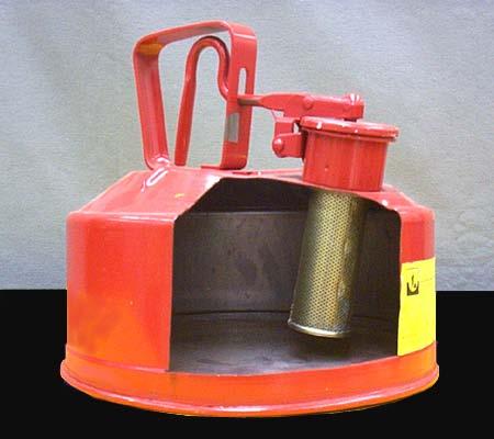 Flame Arrester Screen Prevents fire flashback into can contents.
