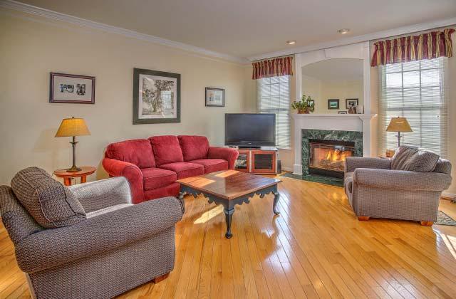 Family Room 18 X 14: Enjoy gatherings or curling up by the gas fireplace with a good book in the spacious and inviting family room.