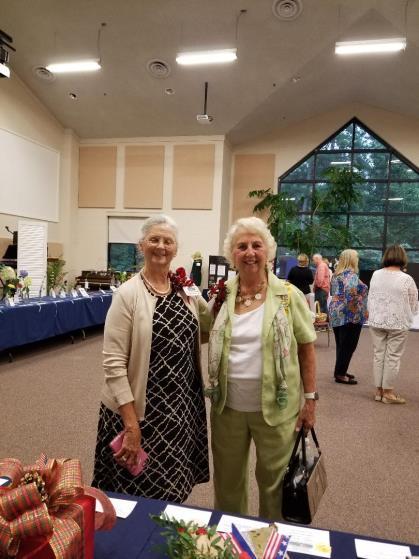 Thomas Jefferson Garden Club Celebrates 85 th Anniversary And Flower Show September 27, 2018 Anna Myers, President and Mary Sue Floyd Calendar of Upcoming Events!