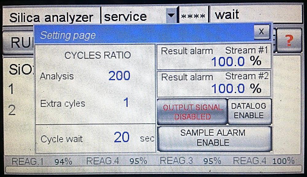 alarm value (low or high) and to enable or disable the loss of sample alarm and the 4-20 ma output.