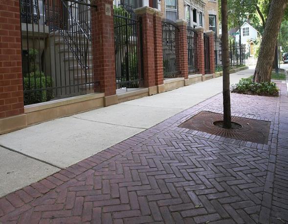 Downtown Streetscape Amenity Zone Paving alternatives (from back of curb to edge of walkway) Alternative 1: Concrete