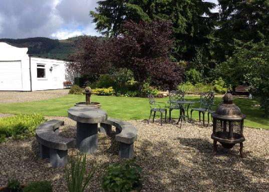 family accommodation throughout and boasts stunning views of the Tay Valley.