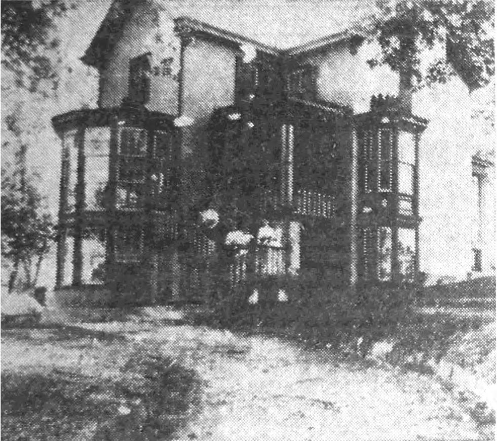 Figure 3: Historic Turn-of the-century Photograph of Rock Hill Residence and