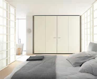 3. Element and front design with coplanar gliding doors Sliding and coplanar gliding doors configuration Coplanar giding doors sit next to one other when closed.