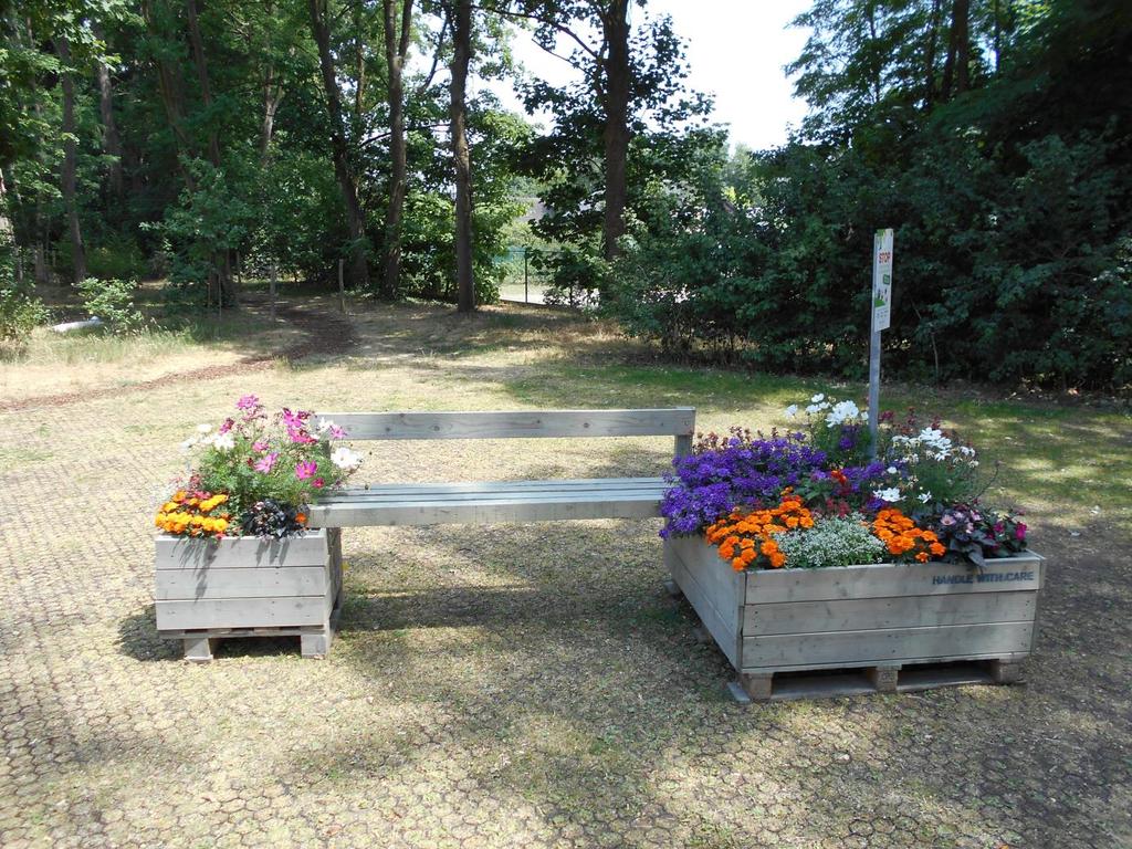 Enhancing visibility and image of Floriculture in public space Mobile