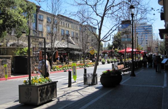 Sidewalks and Building Interface Area Street Furnishings and Amenities The quality of sidewalks including width, paving, and its maintenance lend to a comfortable and pedestrian experience in an