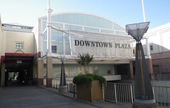 As described in Table 2-1, Downtown Plaza currently contains approximately 1,190,443 total square feet (s.f.) of retail/commercial and office space, including the 332,500 s.f. Macy s building, not proposed as part of the proposed project.