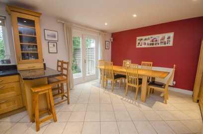 DINING AREA Double radiator with digital thermostat, ample space for dining table and chairs and double opening French doors to the rear garden. UTILITY ROOM 2.72m x 1.