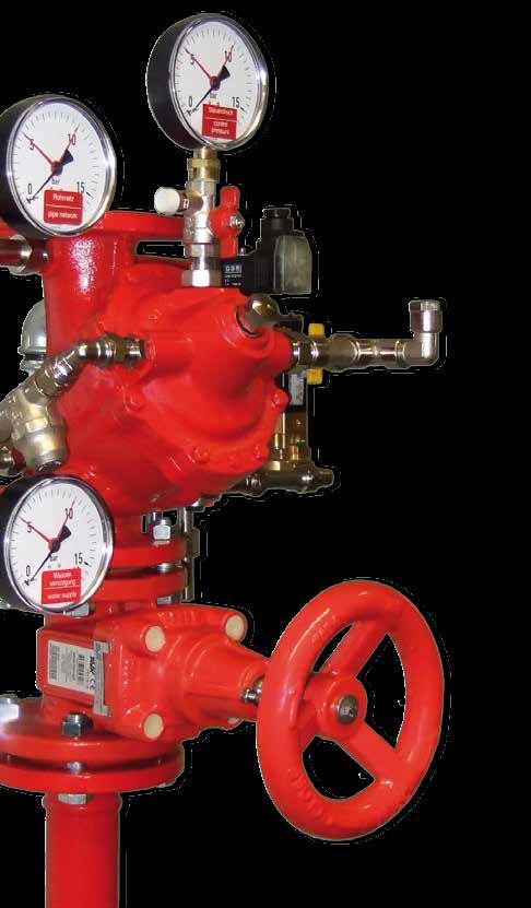 Löschwassereinspeisung Filling and drainage station maximat FSX LWT fire extinguishing hose connection device with limit switch constant consumer storage tank filling and drainage station maximat FSX