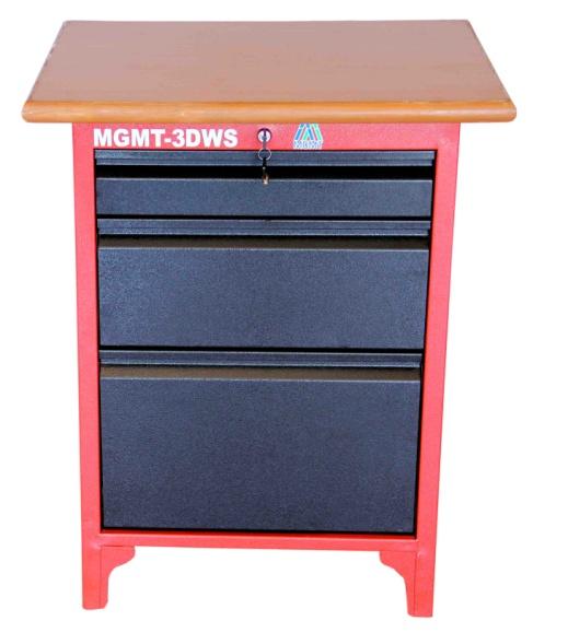 Model :- 3DWS. Work Station With Three Drawers. 1) Small compact design with full features. 3) 40 to 70 Kgs. load capacity per drawer depending on drawer size.