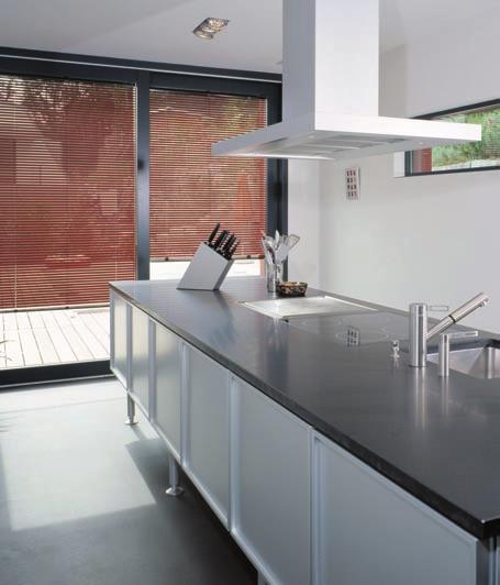 Blind systems is available in aluminium or wood, with different slat