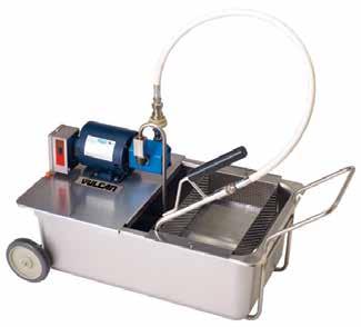 FRYERS FRYMATE VX15 DUMP STATION Convenient fry dump station to keep product warm and improve kitchen work flow Durable, easy-to-clean stainless steel cabinet and removable curved pan Includes grease