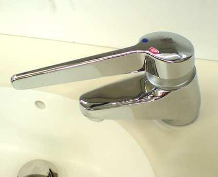 Tap Controls: If installed with supplies under high water pressure there is a possibility of the basin overflow not coping with the flow rate and overflowing over the basin rim.
