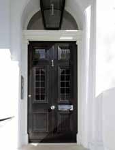 12 The Kensington & Chelsea single Door Made-to- order doors which are to suit the single door requirements of your property but are not required to be to the more elaborate entrance door designs.