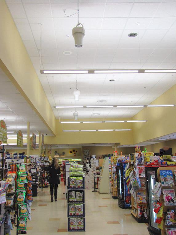 CASE STUDY - RETAIL Store managers, using a thermal scanner, could easily see the temperature difference between the hotter ceiling area and the store's cooler floor.