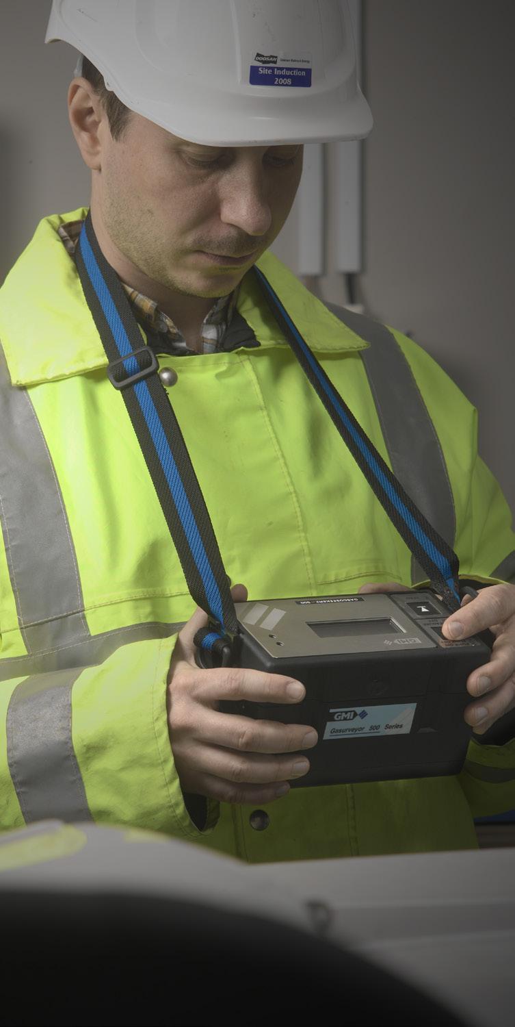 Dual mode operation - Combustible Gas Indicator (CGI) / Confined Space Monitor (CSM). Rechargeable or alkaline battery options. Approved to European and North American safety standards.