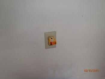 Water heater hung from