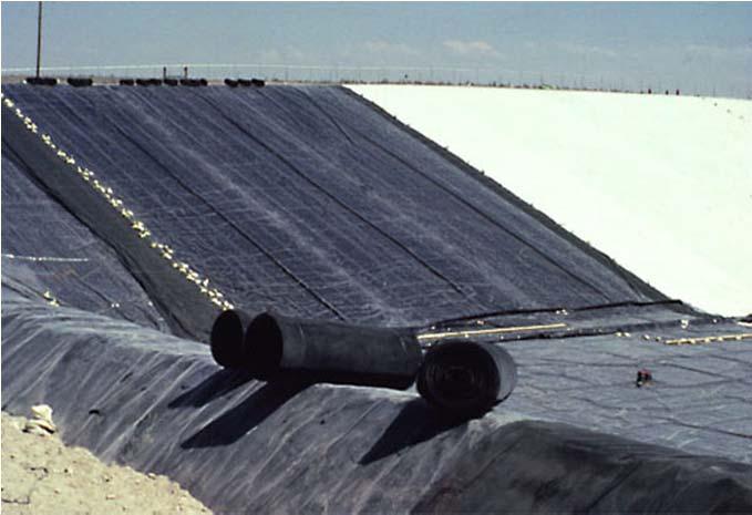 Photo GEOMEMBRANES GEOTEXTILES GEONETS GEOCOMPOSITES GEOGRIDS GEOSYNTHETIC CLAY