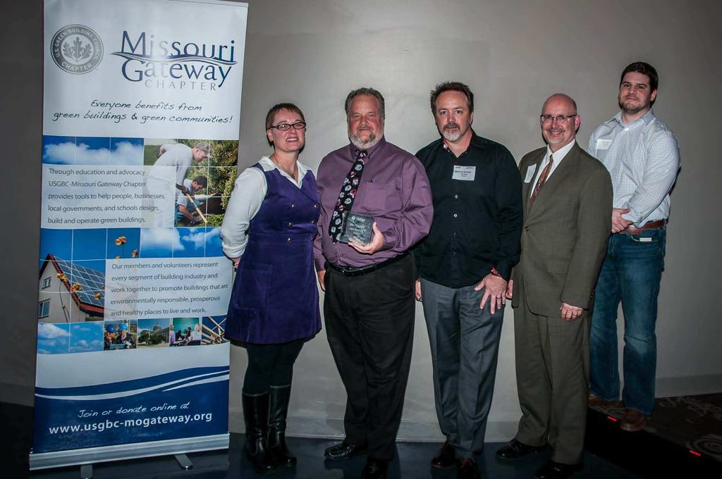 Innovation Awardee: SWT Design Emily Andrews, USGBC-Missouri GateayChapter with SWT Design s Ted Spaid, Hunter Beckham, Jim Wolterman, and Brock Piglia For more than 15 years SWT Design has