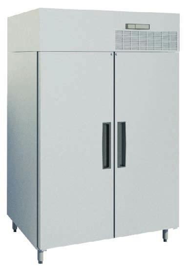 OrfOrd coolgardie SerieS Gastronorm sized upright refrigerator. The perfect partners for any kitchen. 2 1 6 7 1 auto condensate disposal No plumbing required.