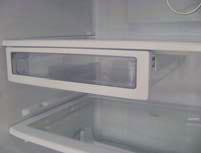 Twin Cooling System The refrigerator and the freezer have two