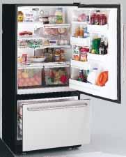 Everwhite sliding freezer basket Four modular door bins Equipped for optional automatic icemaker Note: bold = feature