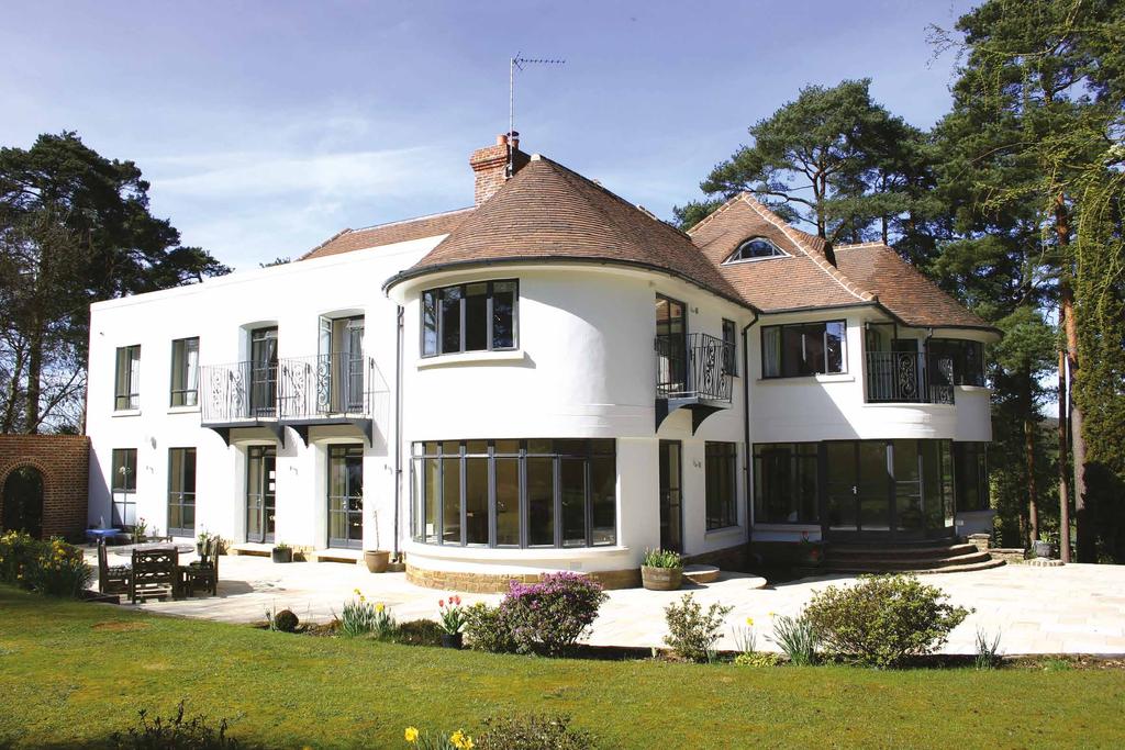 private residence SURREY EB24 range of steel windows, in dual colour