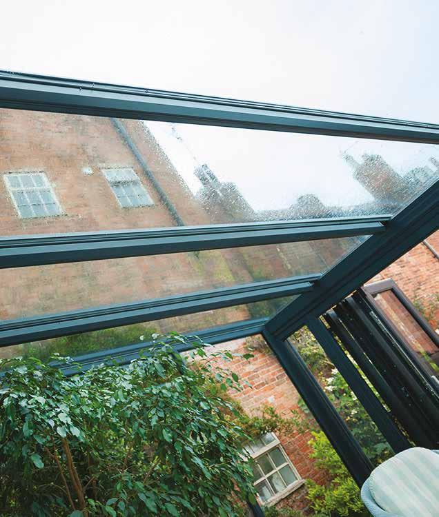 A fantastic choice of innovative tinted roof glass options means you can