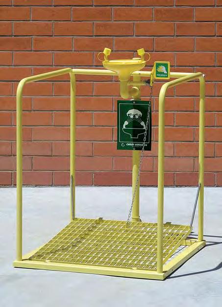 USE The Self-draining Showers platforms in external facilities is completely automatic when a person enters the platform. Automatic drain valve for residual water.