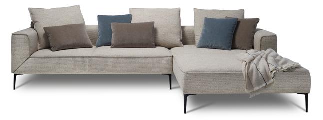COMPACT & COSY SOFA LONGUEVILLE LANDSCAPE Design by VERHAERT NEW PRODUCTS & SERVICES (BE) Inventive, softly undulating lines No design should ignore comfort, and the comfort aspect is deeply