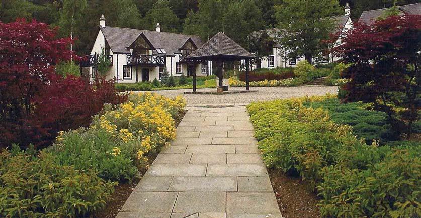 People and Place a Key part of Landscape Design We very much welcome the Scottish Government s Creating Places Policy 2013 and the recognition that landscape space is as important as the built fabric