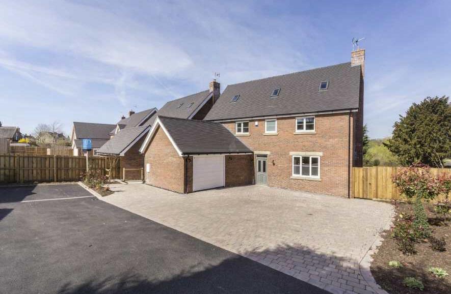 NEWLY CONSTRUCTED BY AWARD WINNING DEVELOPER RADMORE HOMES AND FINISHED TO A HIGH STANDARD THROUGHOUT.