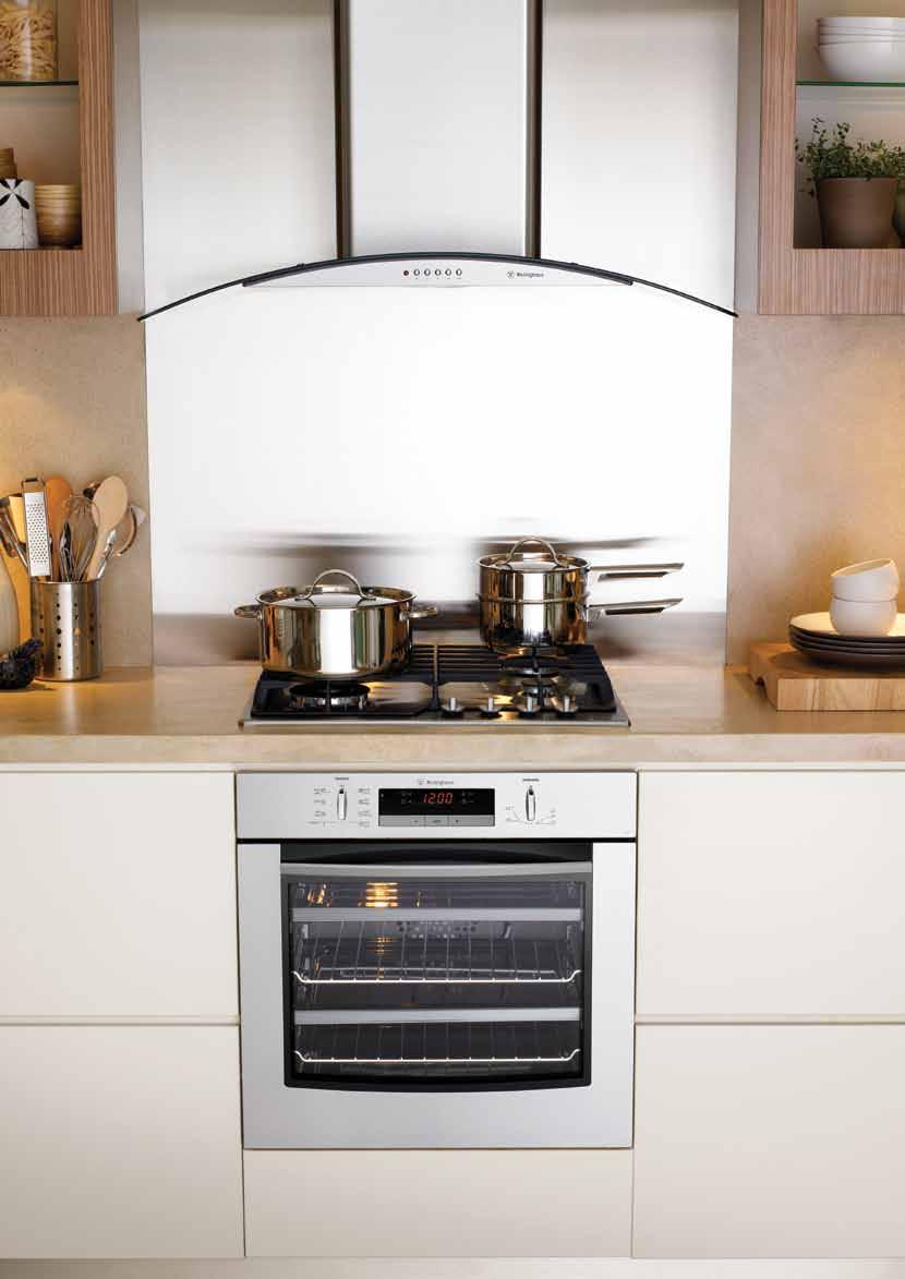 electric ovens OR883 OR663 ORS663 OR667 OR668 OR783 DR790 DR794 DS635 S632 DS963 DS965 S964 main oven pyrolytic cleaning Heats to high temperature and burns off splatters, accumulated dirt and grease