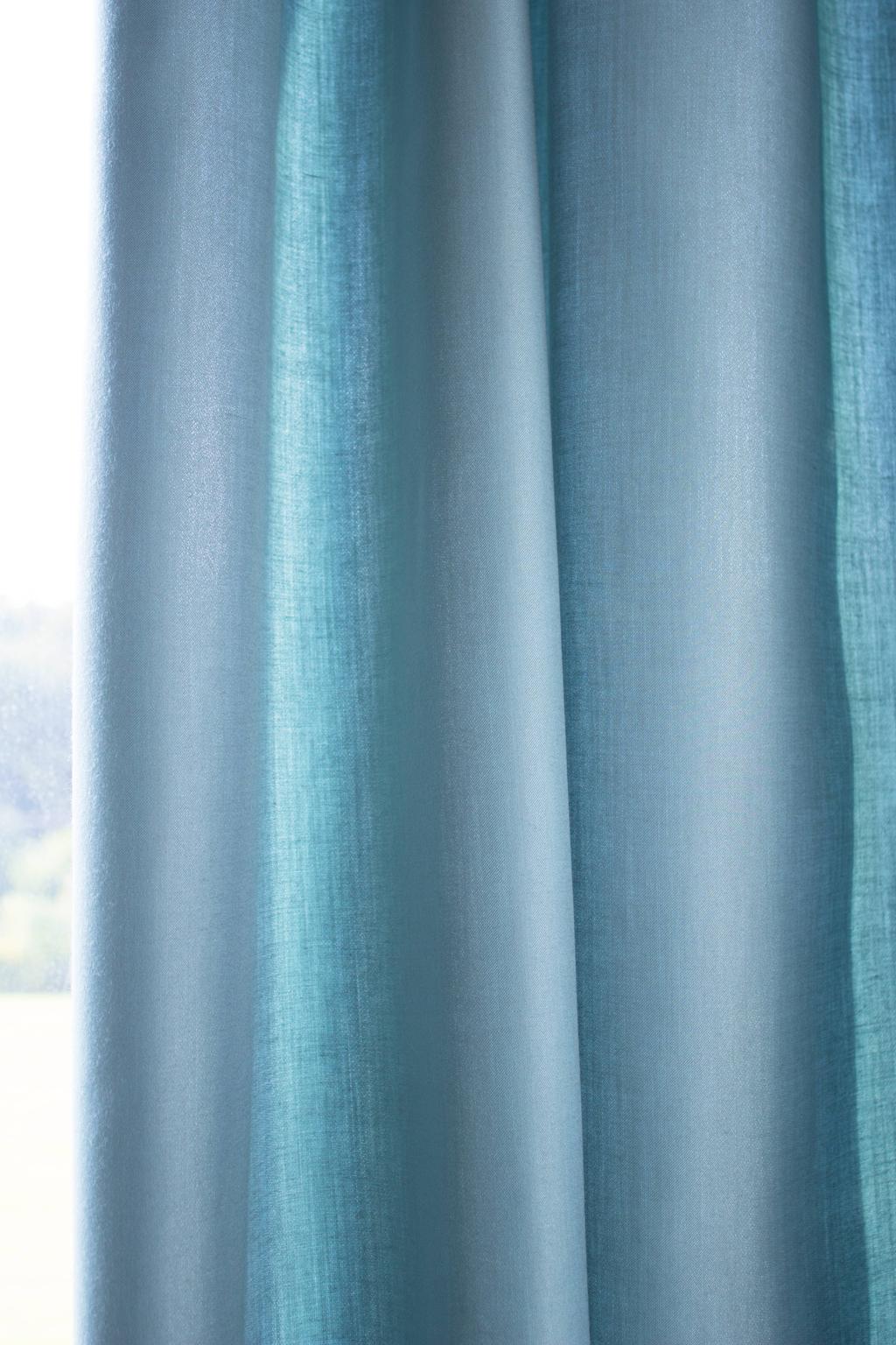Use: Dense curtain fabric Number of colours: 37 Special colours available from