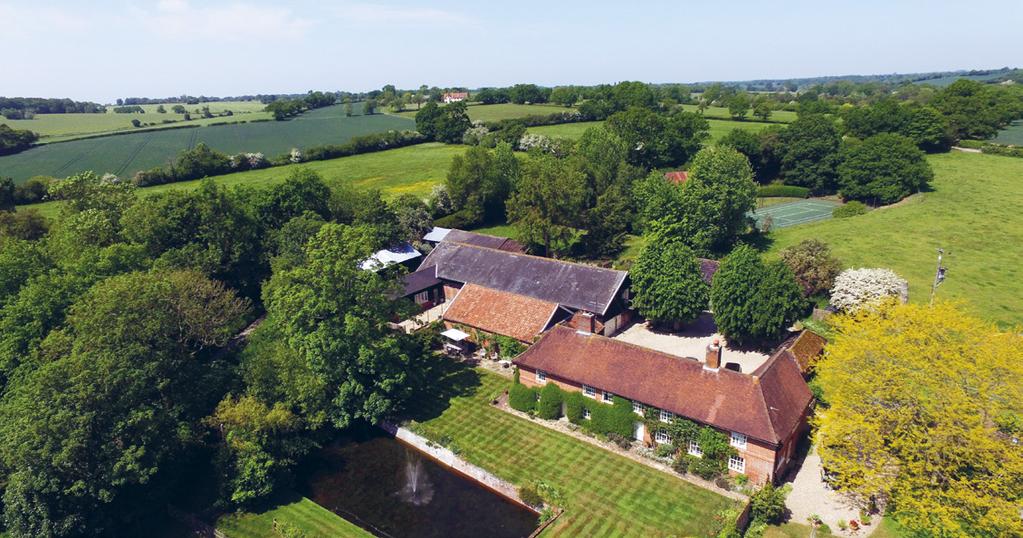 Situation Sandpit Farm is positioned on the edge of the rural hamlet of Bruisyard overlooking the Alde valley and set between the small market towns of Framlingham and Saxmundham which provide a