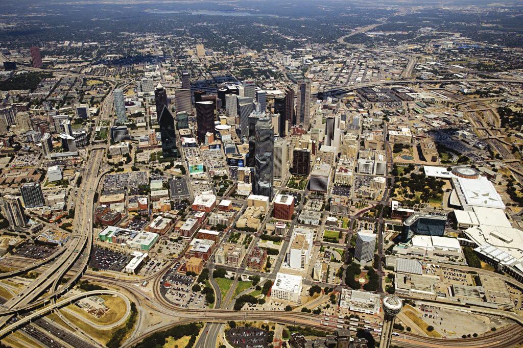 How can green assets improve Dallas resilience?