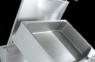 Braising Pans All Evo900 Braising Pan models have stainless steel wells that are shaped with rounded corners and with a pressed drainage pouring lip to make both the removal of food and cleaning