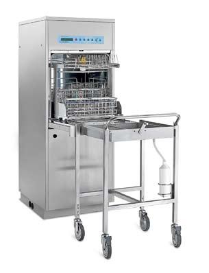 All loading-unloading operations can be carried out by using manual transfer trolleys.