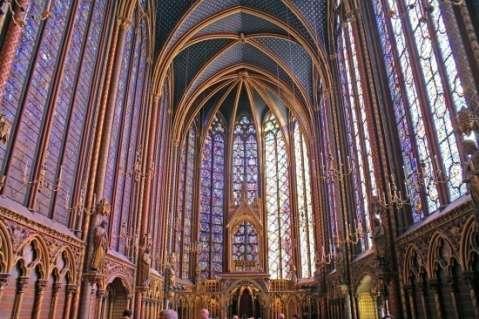 2. The other characteristic (thing that makes Gothic design different) is the importance of light.