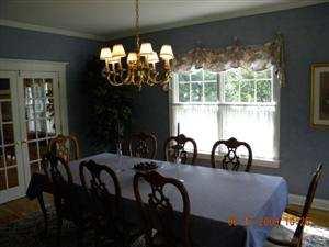 Dining Room The home inspector shall observe: Walls, ceiling, and floors; Steps, stairways, balconies, and railings; Counters and a representative number of installed cabinets; and A representative