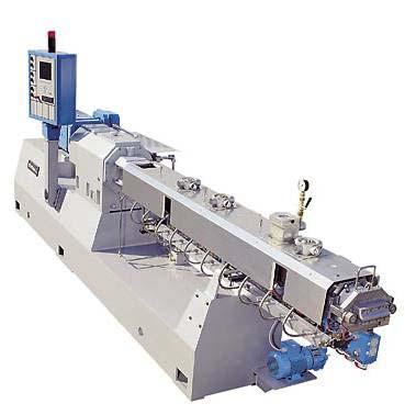 and fed to twin screw extruder