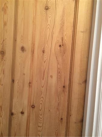 Stripped pine effect 4 panel door, White painted