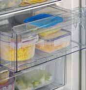 Standard Frost Free Fridge-freezer MAXIMUM VISIBILITY Zanussi Space+ Check what s in your freezer at a glance.