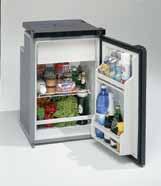 The refrigerator is equipped with inner light and room for tall bottles on the shelves and interior.. 33.5 18.7 16.8 Isotherm CRUISE 90 BIG CR 90 BIG 3.