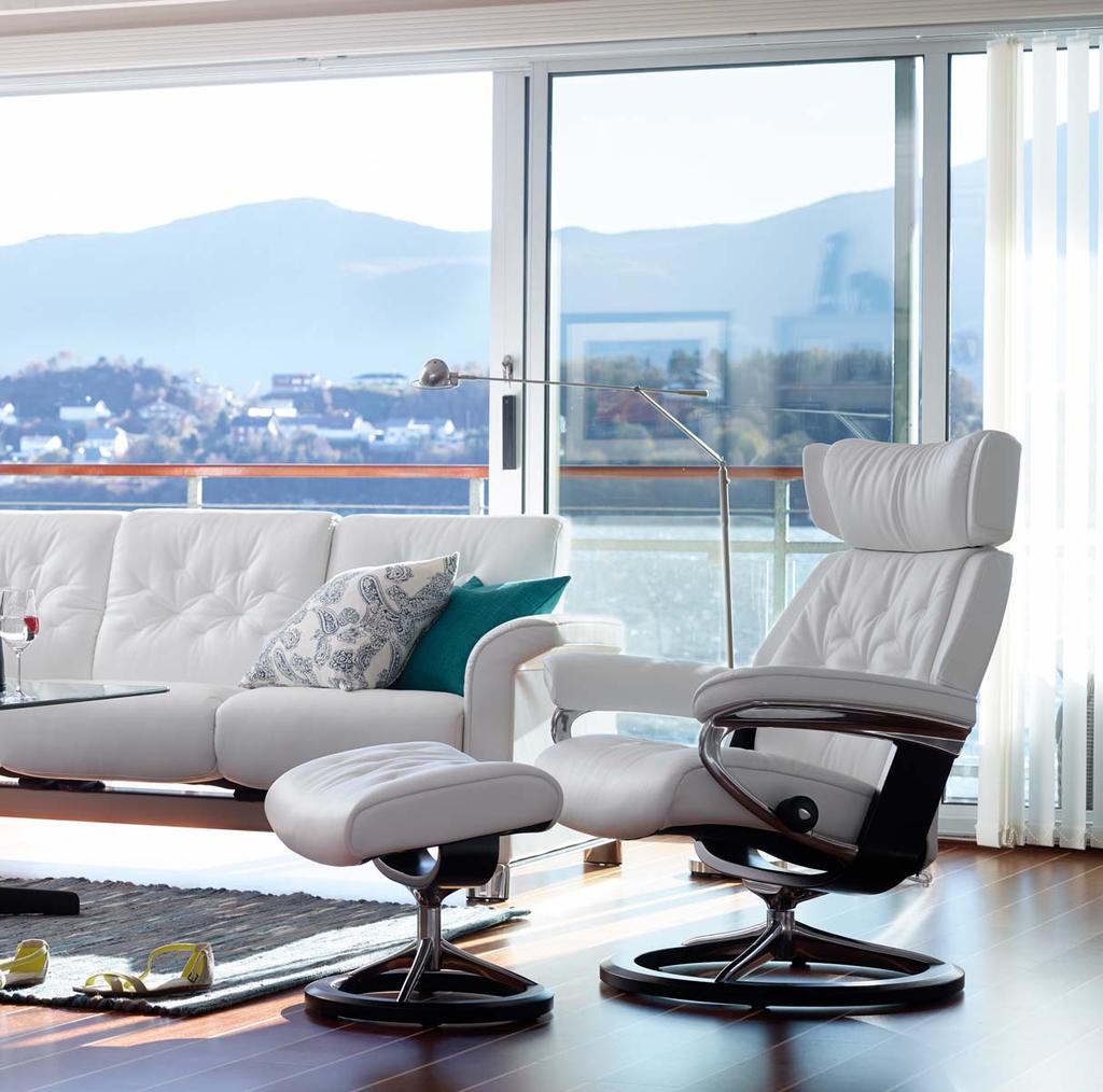 STRESSLESS METROPOLITAN / STRESSLESS SKYLINE BalanceAdapt is integrated in the two new
