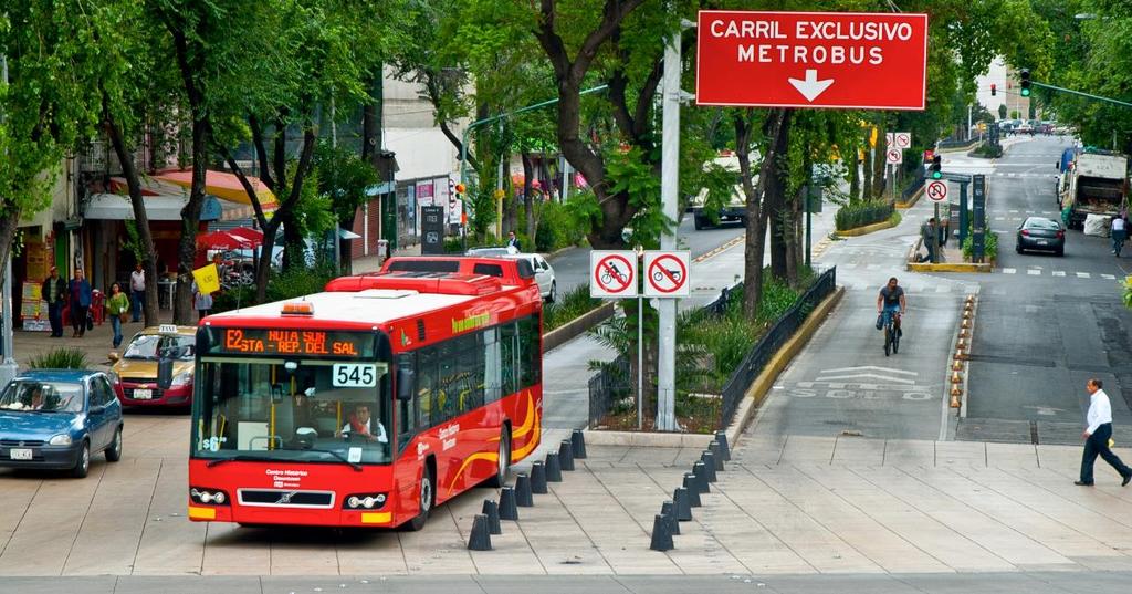 Active Business Street - Bus
