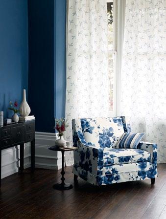 Blue Lt 25-29T SKIRTING Silver Wing 44-7P LEFT: CHAIR Ceylon 231333 piped in Tresco 231346 CUSHION Dalarna 231325